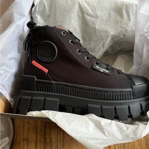 Palladium Black Athletic High-Top Shoes with Chunky Sole